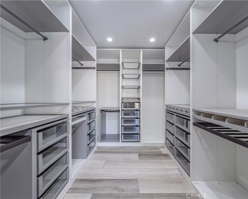 Interior, Recessed Lighting, Walk-in Closets, Wood Texture Flooring