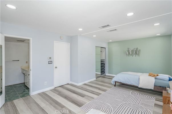 Bathroom, Bedroom, Interior, Recessed Lighting, Wood Texture Flooring