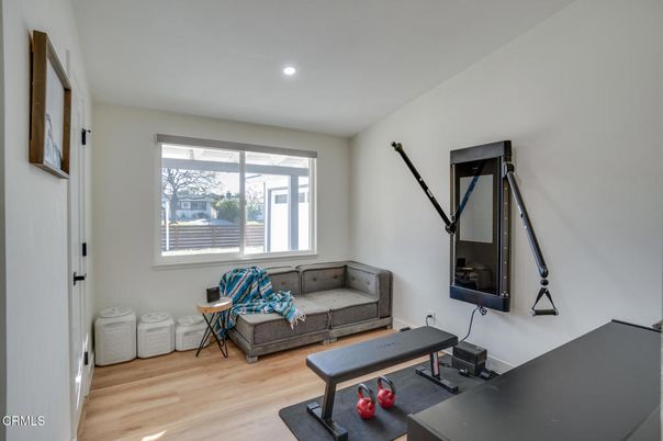 Fitness Equipment, Interior, Recessed Lighting, Wood Texture Flooring