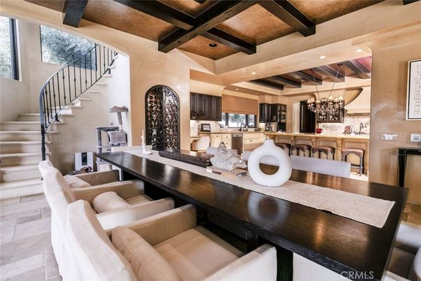 Chandelier, Dining room, Interior, Kitchen, Pendant Lights, Recessed Lighting, Stainless Steel Appliances, Wooden Beams