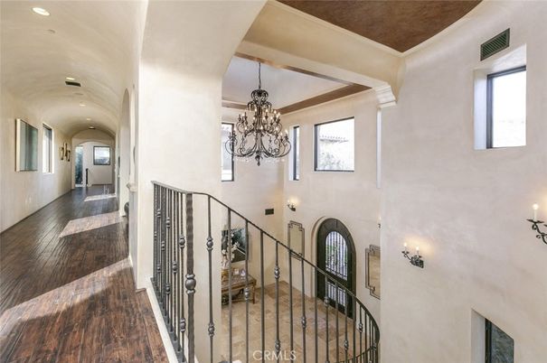 Chandelier, Interior, Recessed Lighting, Wood Texture Flooring