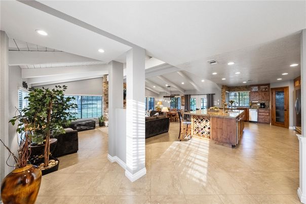 Interior, Kitchen, Living room, Pendant Lights, Recessed Lighting