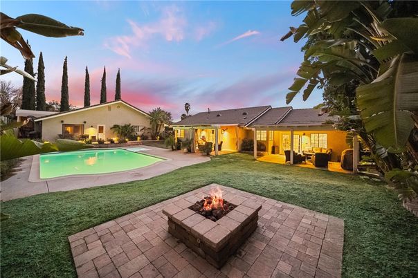Backyard, Exterior, Pool
