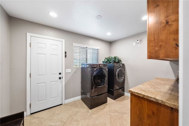 Interior, Recessed Lighting, Washer