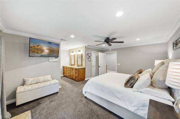 Bedroom, Interior, Recessed Lighting