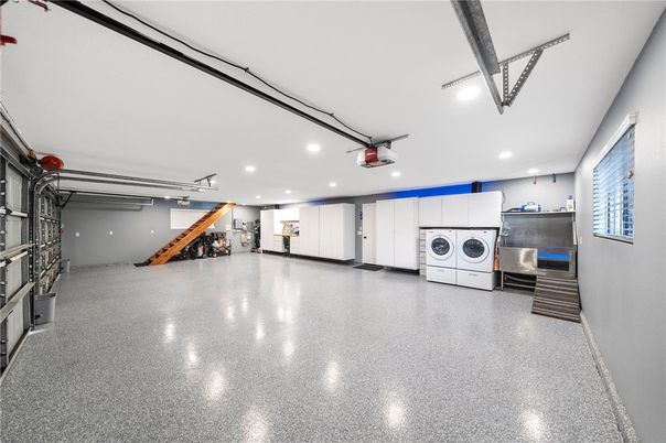 Garage, Interior, Recessed Lighting, Washer