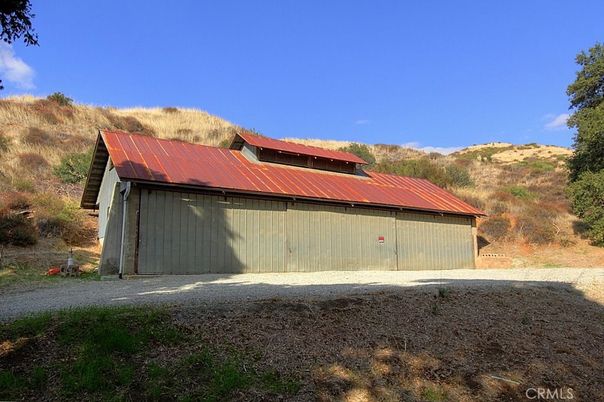 Backyard, Detached Garage, Exterior