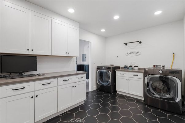 Interior, Recessed Lighting, Washer