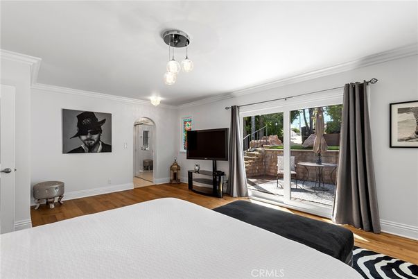 Bedroom, Interior, Pendant Lights, Wood Texture Flooring
