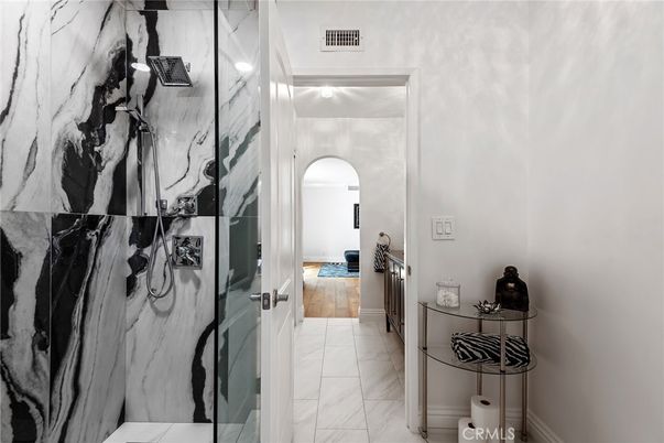 Bathroom, Interior, Marble, Marble Walls