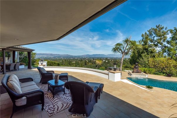 Exterior, Pool, Other