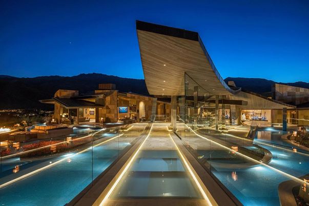 Exterior, Facade, Pool, None