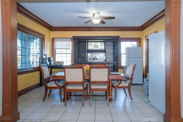 Dining room, Interior