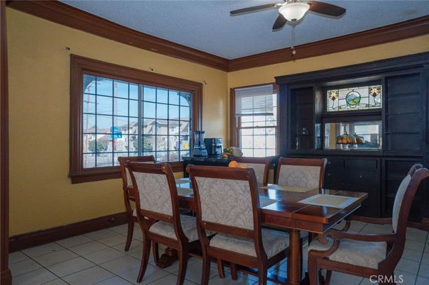 Dining room, Interior