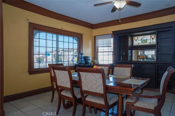 Dining room, Interior