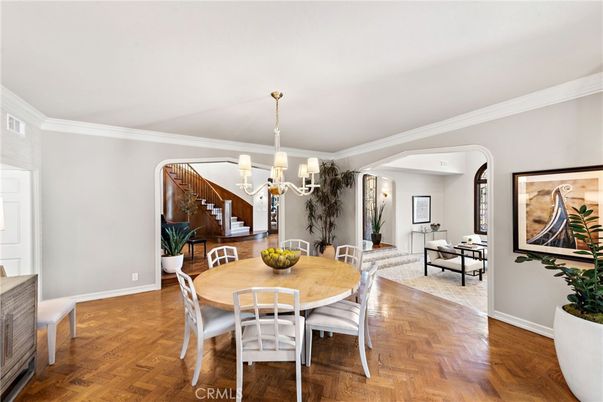 Chandelier, Dining room, Interior, Living room, Wood Texture Flooring