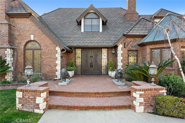Exterior, Facade, Brick Facade, Tudor Revival