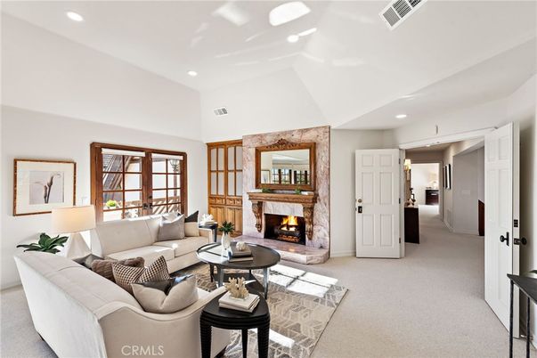 Fireplace, Interior, Living room, Recessed Lighting