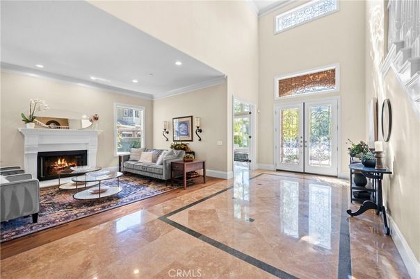 Fireplace, Interior, Living room, Recessed Lighting