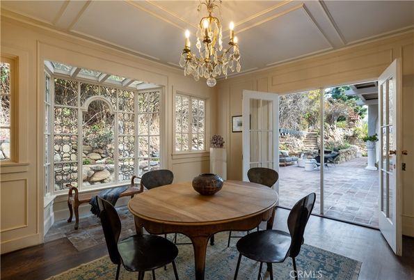 Chandelier, Dining room, Interior, Sun Room, Wood Texture Flooring