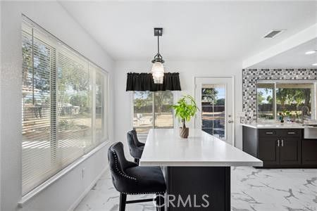 Dining room, Interior, Kitchen, Marble, Pendant Lights, Recessed Lighting