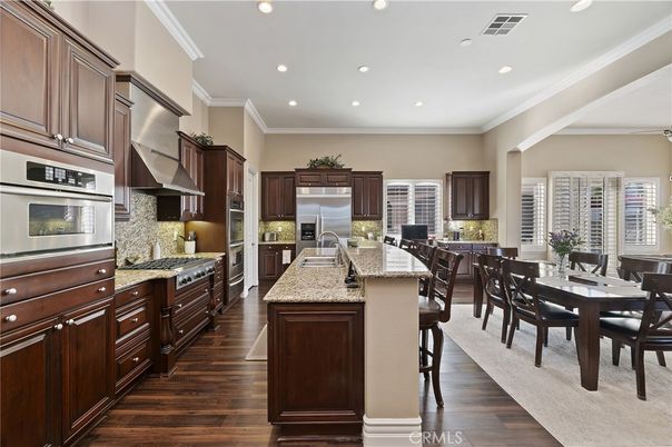 Dining room, Interior, Kitchen, Recessed Lighting, Stainless Steel Appliances, Wood Texture Flooring