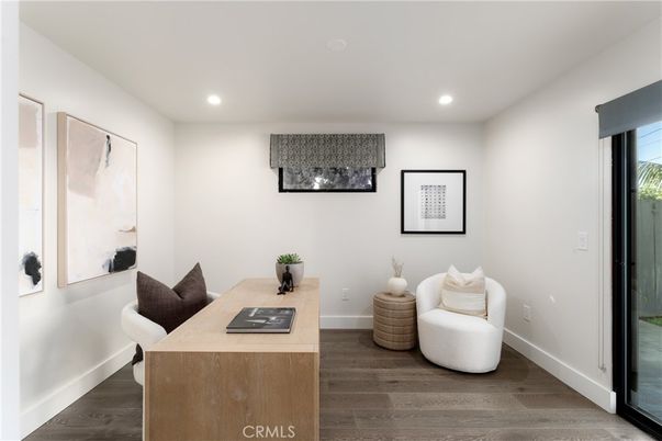 Home Office, Interior, Recessed Lighting, Wood Texture Flooring