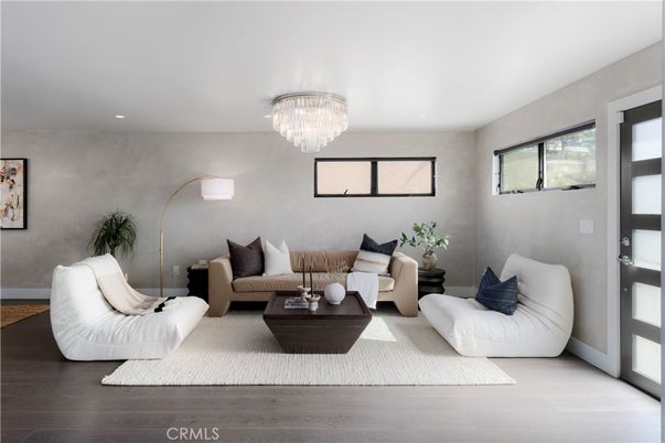 Chandelier, Interior, Living room, Recessed Lighting, Wood Texture Flooring