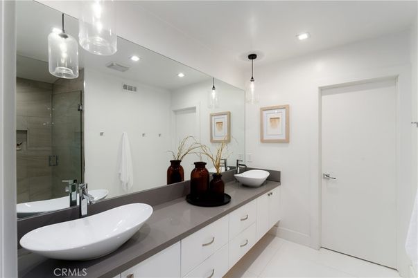 Bathroom, Dual Sink Vanities, Glass Shower, Interior, Pendant Lights, Recessed Lighting