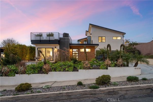 Exterior, Facade, Brick Facade, Modern