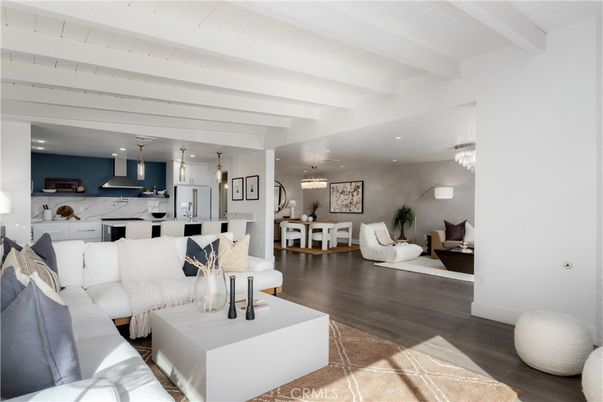 Chandelier, Dining room, Interior, Kitchen, Living room, Pendant Lights, Recessed Lighting, Wood Texture Flooring