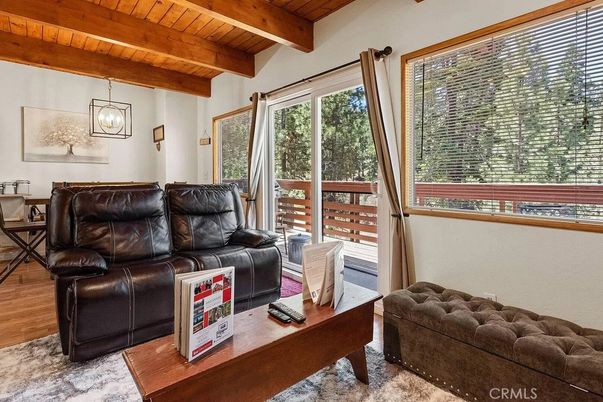 Interior, Living room, Pendant Lights, Wooden Beams, Wooden Ceilings, Wood Texture Flooring