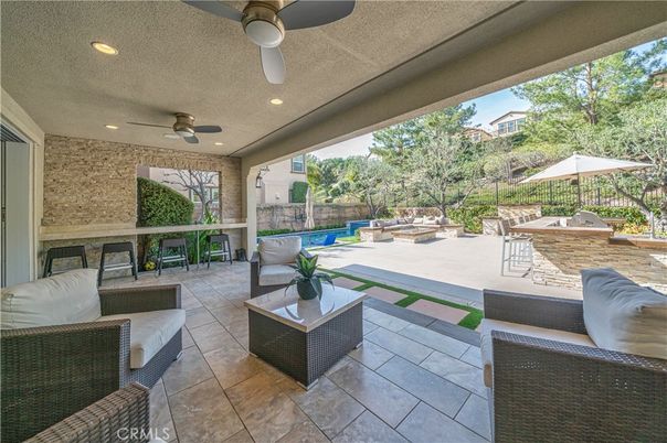 Exterior, Recessed Lighting