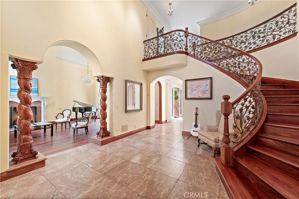 Chandelier, Fireplace, Interior, Piano, Wood Texture Flooring