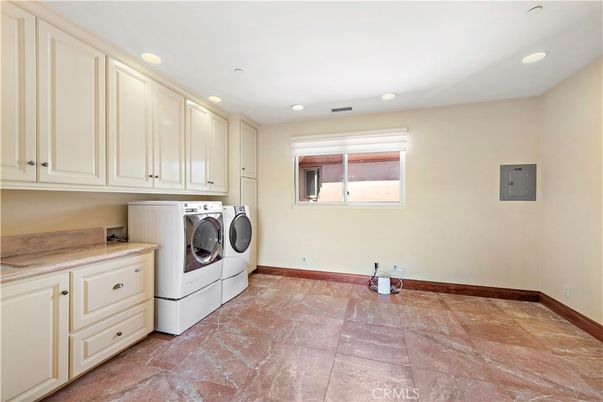 Interior, Recessed Lighting, Washer