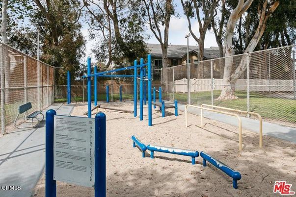 Backyard, Exterior, Playground