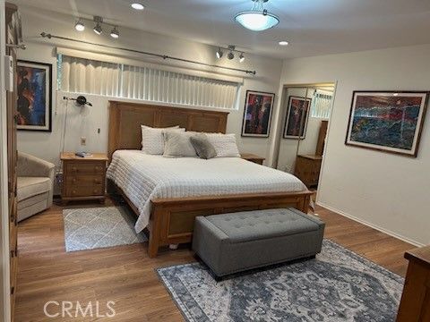 Bedroom, Interior, Pendant Lights, Recessed Lighting, Wood Texture Flooring