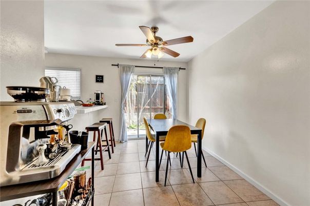 Dining room, Interior