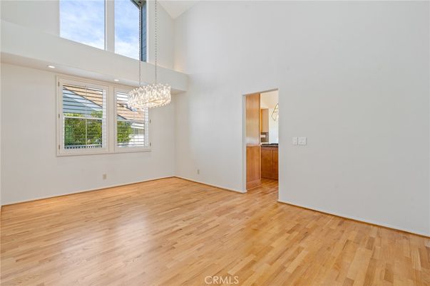 Chandelier, Empty room, Interior, Recessed Lighting, Wood Texture Flooring