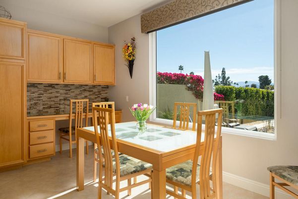 Dining room, Interior