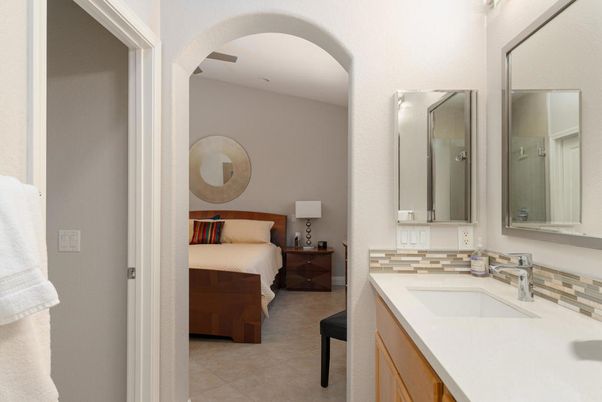Bathroom, Bedroom, Dual Sink Vanities, Interior