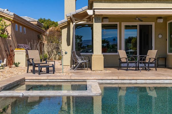 Exterior, Pool, Water