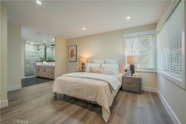Bathroom, Bedroom, Interior, Recessed Lighting, Wood Texture Flooring
