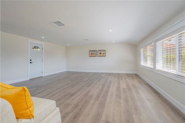 Empty room, Interior, Recessed Lighting, Wood Texture Flooring