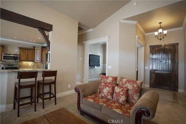 Chandelier, Interior, Kitchen, Recessed Lighting, Stainless Steel Appliances