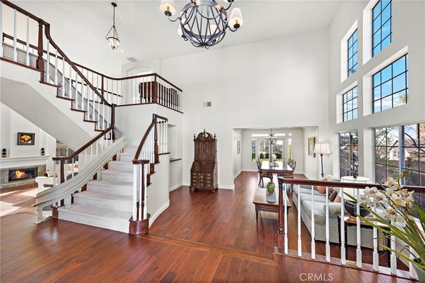 Chandelier, Fireplace, Interior, Pendant Lights, Wood Texture Flooring