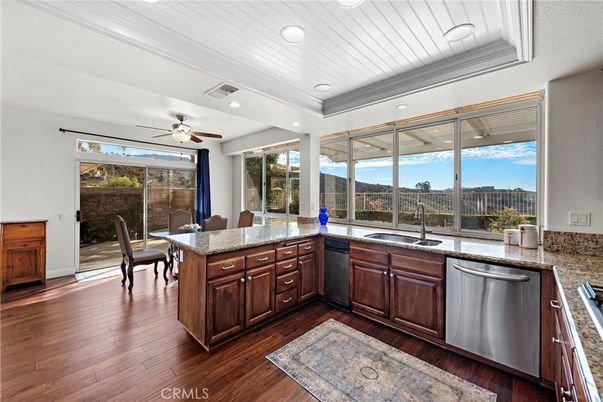 Dining room, Interior, Kitchen, Recessed Lighting, Wood Texture Flooring