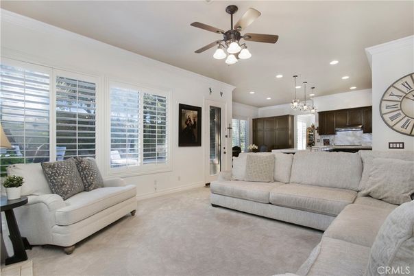 Interior, Kitchen, Living room, Pendant Lights, Recessed Lighting, Stainless Steel Appliances