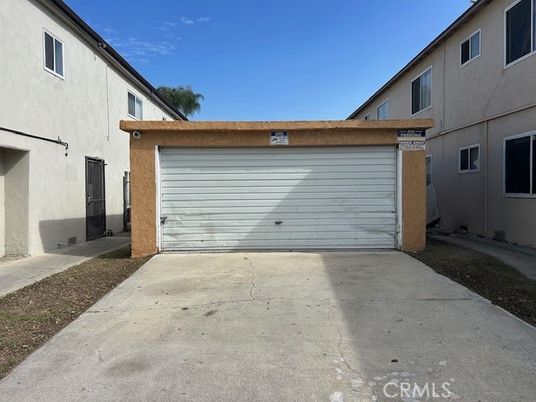 Detached Garage, Exterior