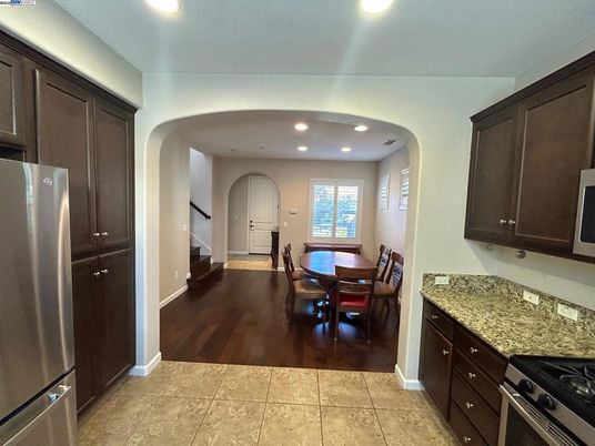Dining room, Interior, Kitchen, Recessed Lighting, Wood Texture Flooring